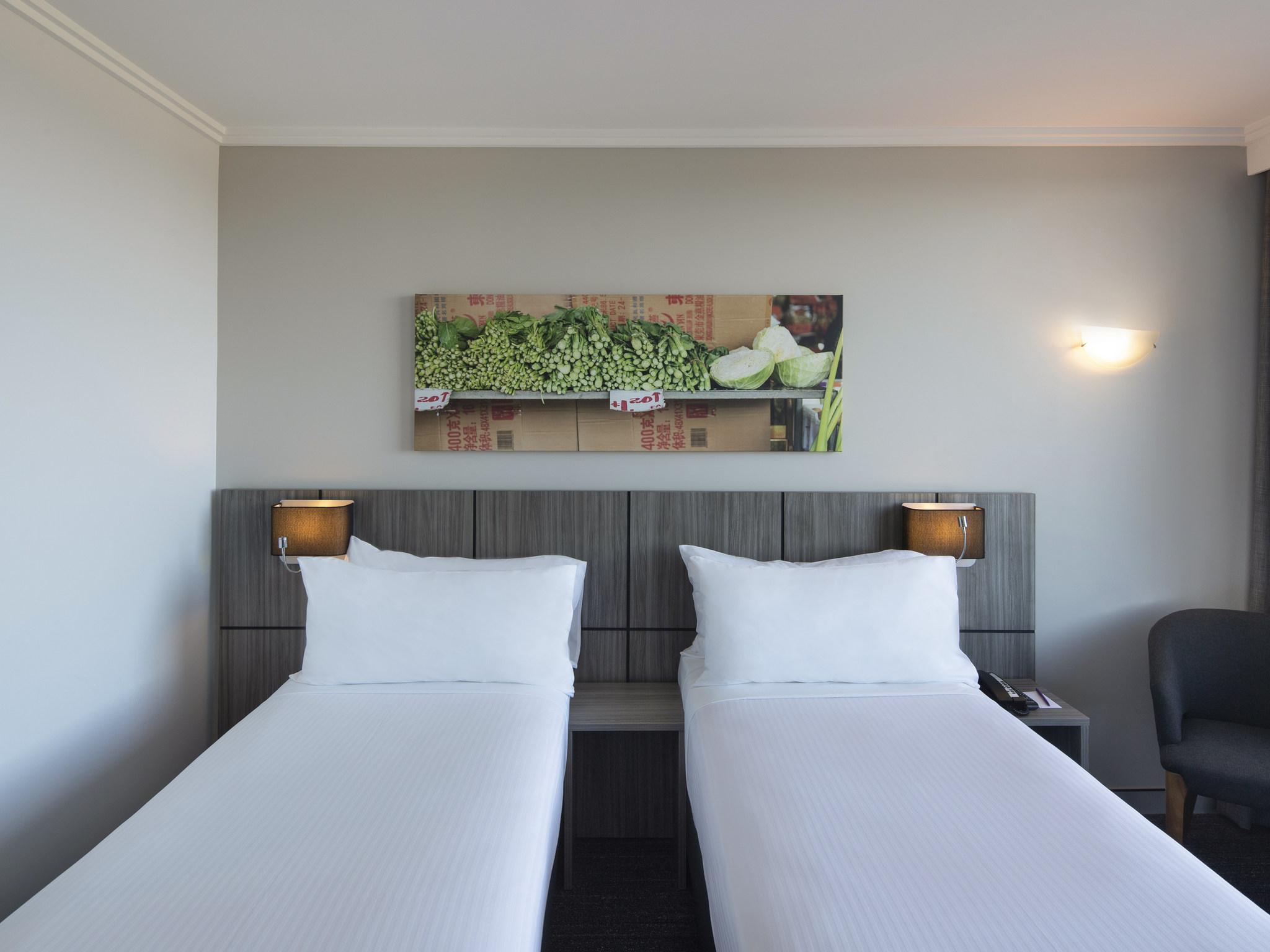 ทราเวลลอดจ์ โฮเต็ล แบงค์สทาวน์ ซิดนีย์ Hotel ภายนอก รูปภาพ