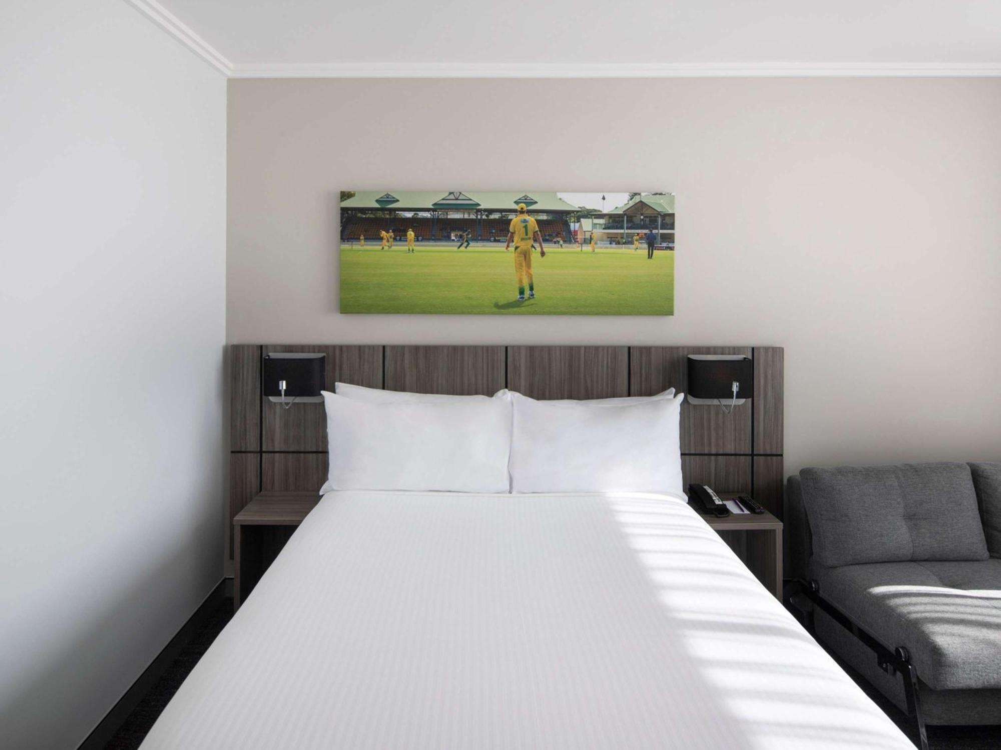 ทราเวลลอดจ์ โฮเต็ล แบงค์สทาวน์ ซิดนีย์ Hotel ภายนอก รูปภาพ