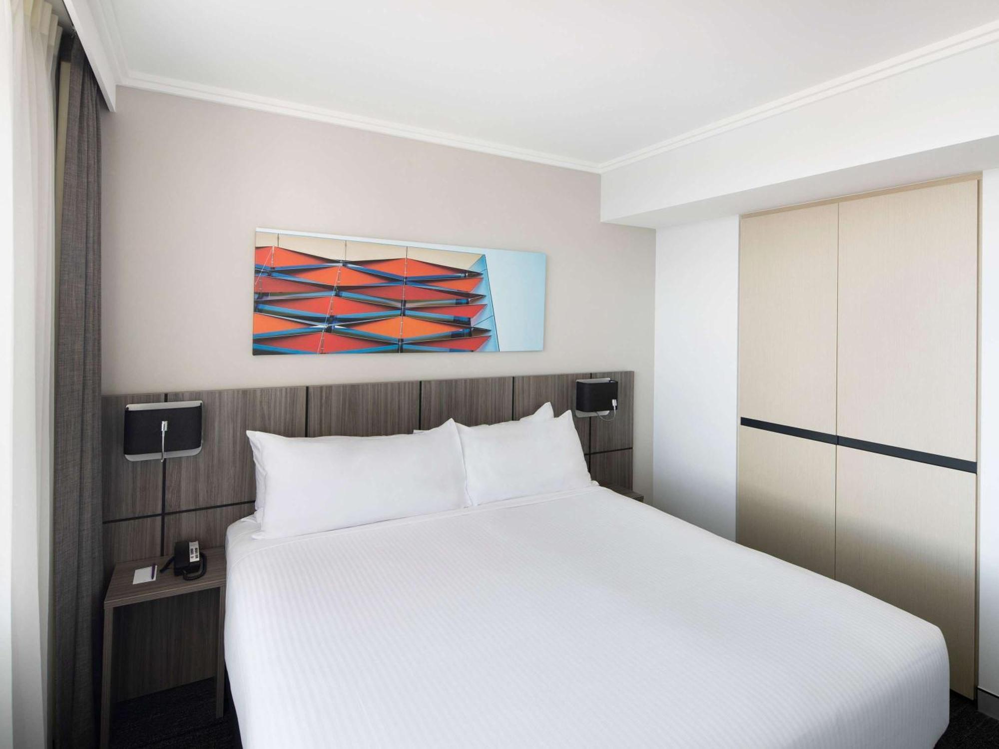 ทราเวลลอดจ์ โฮเต็ล แบงค์สทาวน์ ซิดนีย์ Hotel ภายนอก รูปภาพ